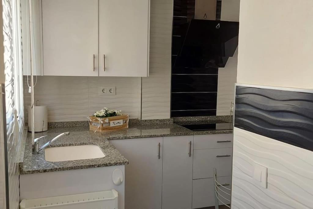 Apartamento Playa Piles -Familias- Екстериор снимка