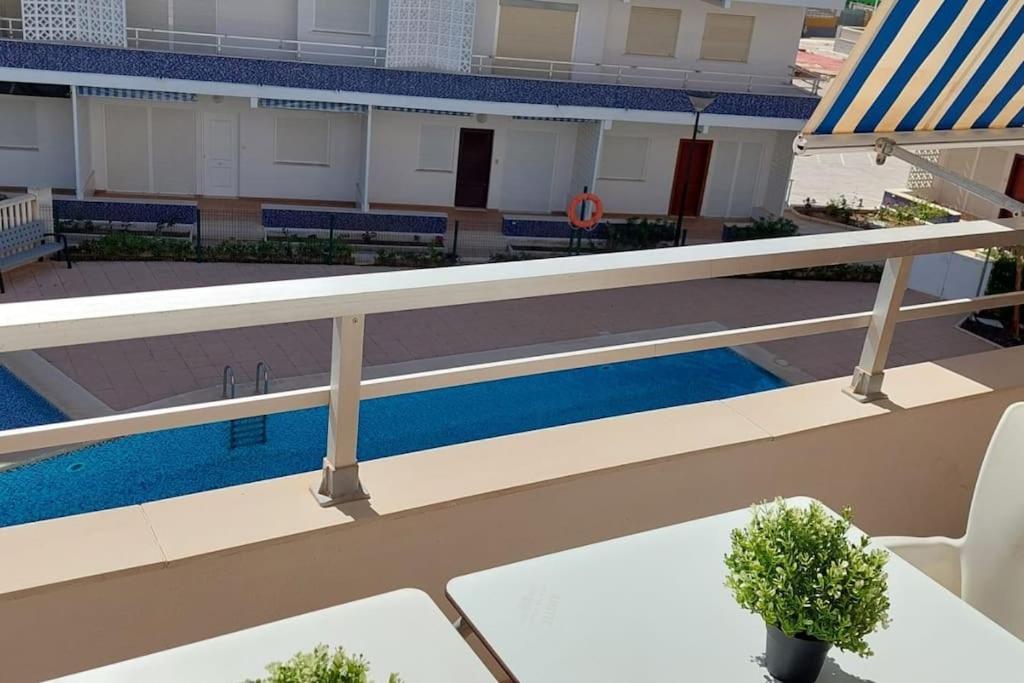 Apartamento Playa Piles -Familias- Екстериор снимка