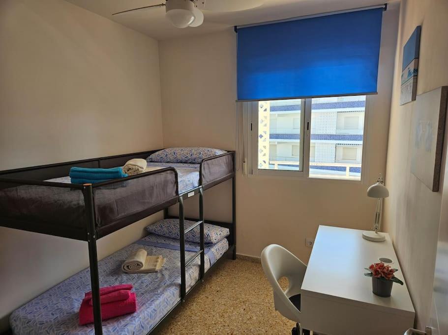 Apartamento Playa Piles -Familias- Екстериор снимка