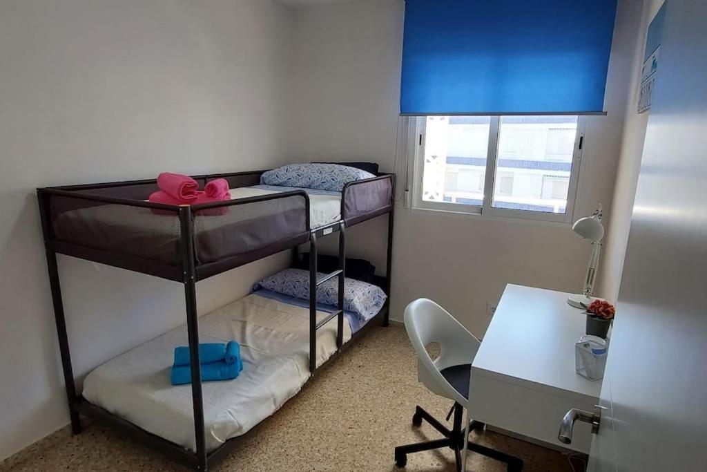 Apartamento Playa Piles -Familias- Екстериор снимка