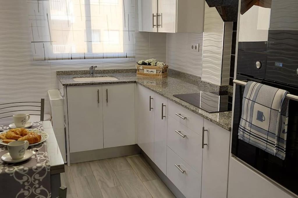 Apartamento Playa Piles -Familias- Екстериор снимка